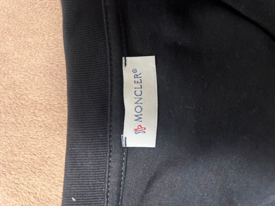 MONCLER モンクレール L 黒 ロゴTシャツ ワッペン QR認証タグ付