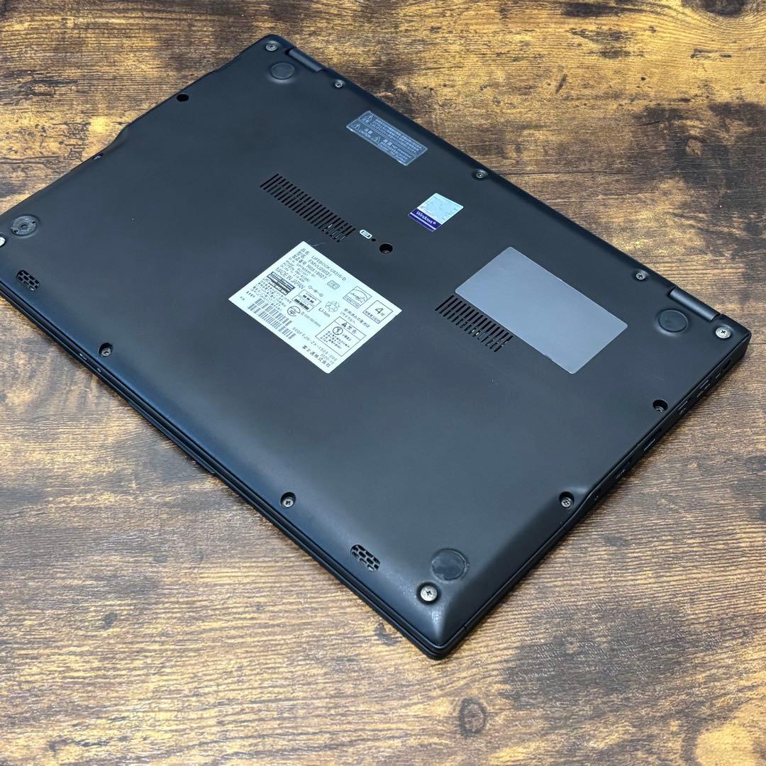 FUJITSU LIFEBOOK U Series 13.3インチ