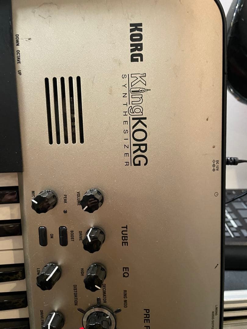 KORG KingKORG シンセサイザー　中古　シャンパンゴールド