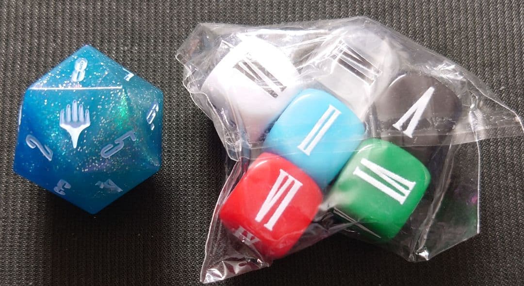 mtg 非売品 稀少 2個セット クリスタル ビッグダイス 大戦祭 ffダイス