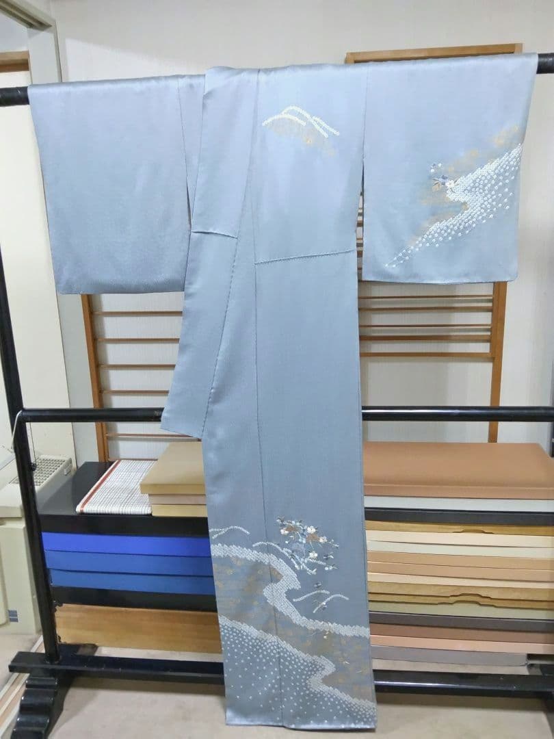 最終値下げ F-295 付け下げ 松 桜 袷 金彩 手刺繍 絞り 正絹 美品