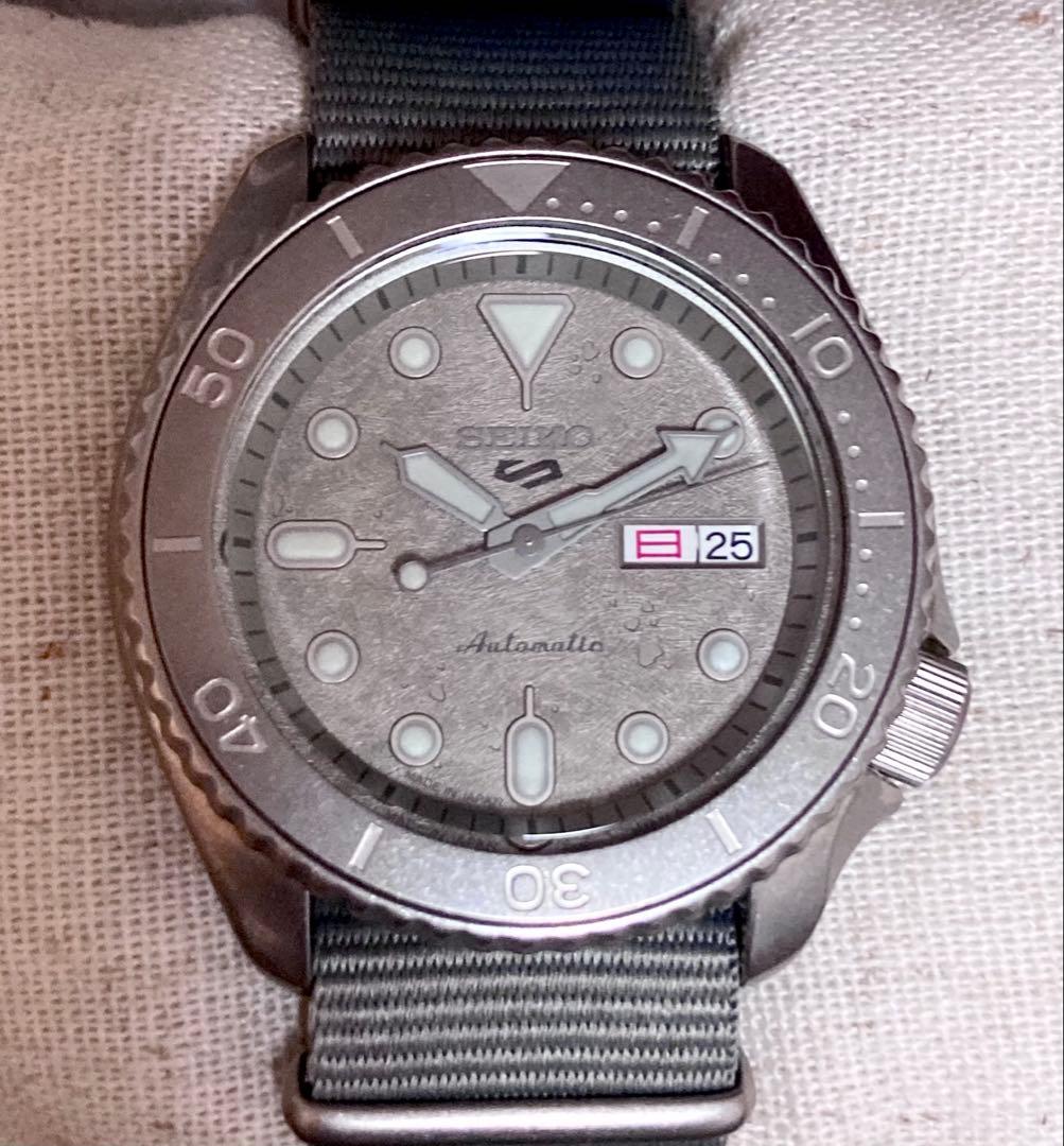 レア！美品！SEIKO 5 スポーツ セメントボーイ 自動巻き SBSA127