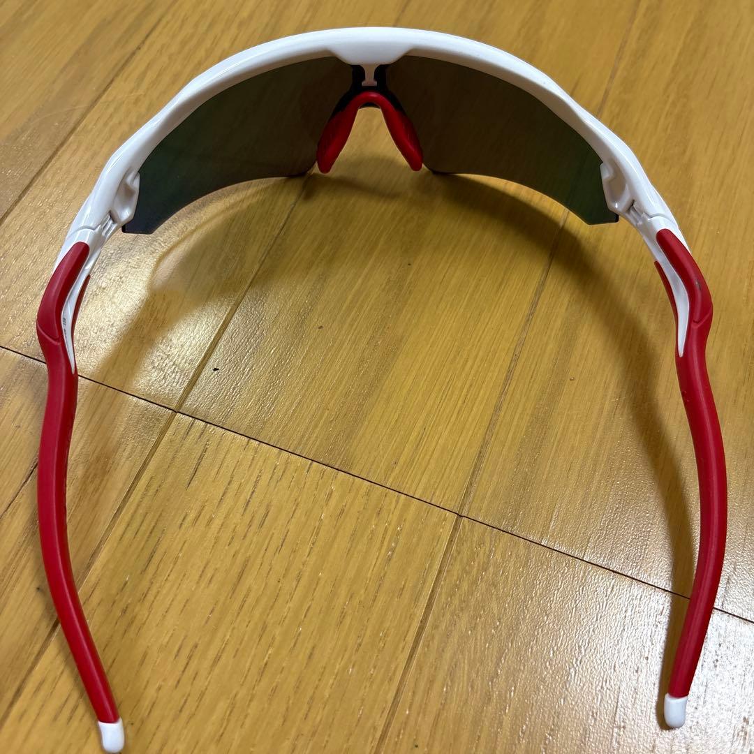 【最安値！】Oakley スポーツサングラス ケース付き