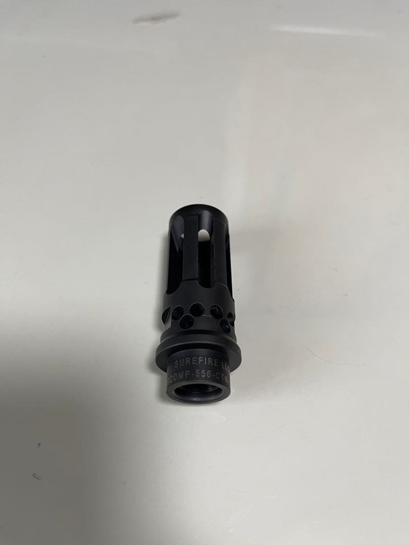 希少　実物 SUREFIRE WARCOMP 556 CTN フラッシュハイダー