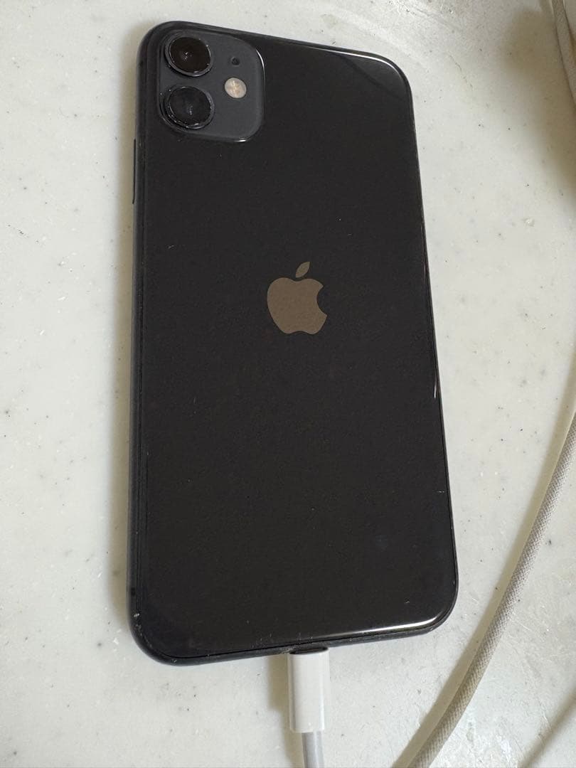 Apple iPhone 11 ブラック 本体 128GB