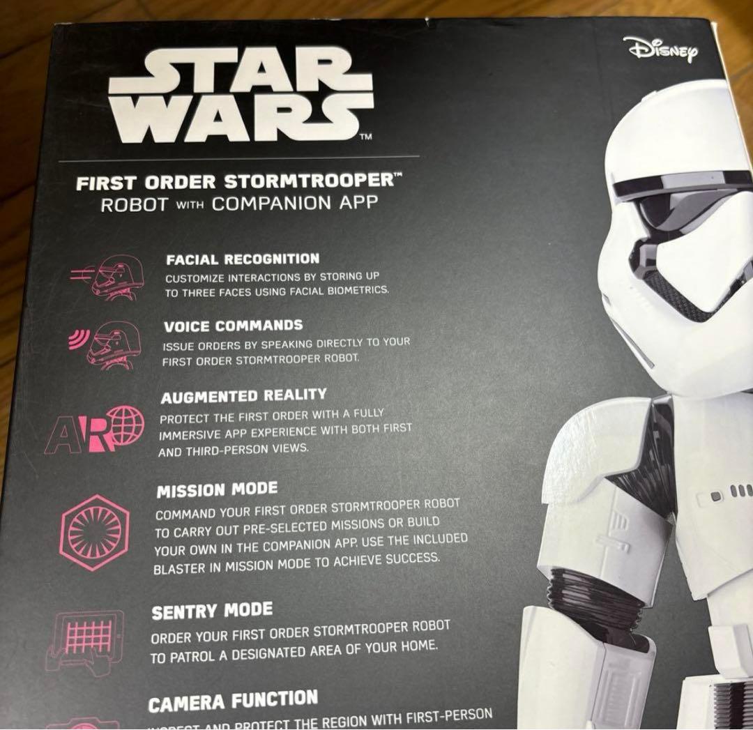 UBTECH スター・ウォーズ　音声・顔認識対応ロボット　二足歩行ロボット