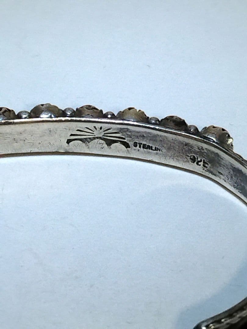 インディアンジュエリー　ナバホ族　ターコイズバングル