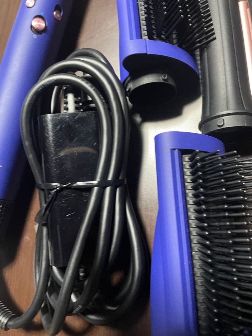 エアラップ　hs05 Dyson ヘアスタイラー　マルチスタイラー