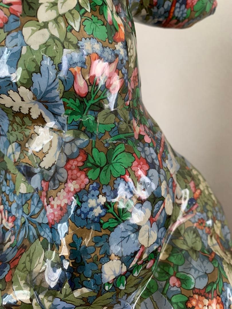 ポーセリン製　うさぎ　フィギュリン　大