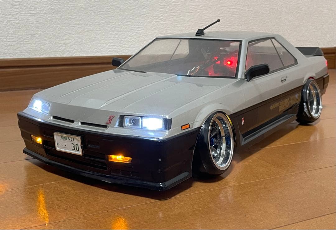 ヨコモ ドリフトパッケージ R30スカイラインRSターボ DR30 鉄仮面