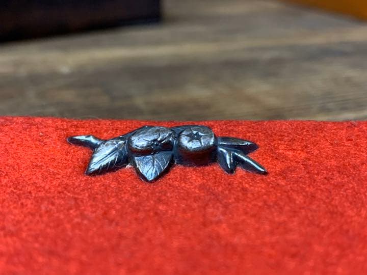 開運　赤財布　銀細工　ビンテージ　江戸時代の財布？　たばこ入れ？　布製