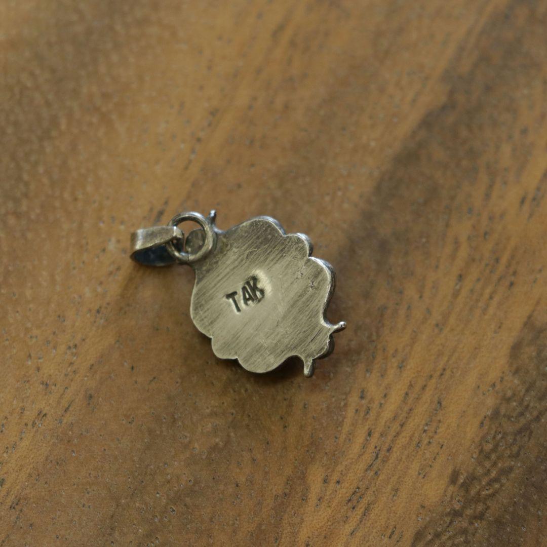 アリゾナ産ターコイズペンダント ハンドメイド インディアンジュエリー風