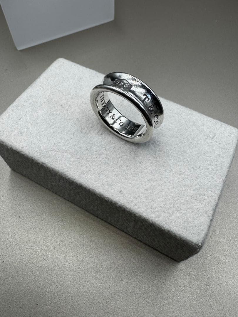 Tiffany & Co. (ティファニーシルバーナローリング )11号