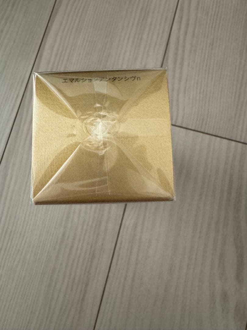 クレ・ド・ポー ボーテ クレ・ド・ポー ボーテ エマルションアンタンシヴｎ