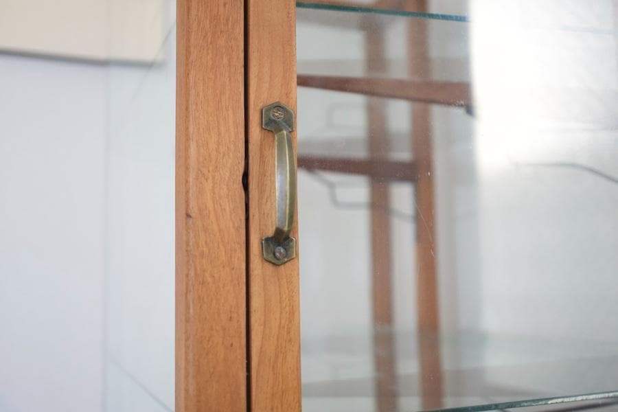 【 都内配達限定 送料込み】R型 ガラスケース ヴィンテージ 什器 飾り棚