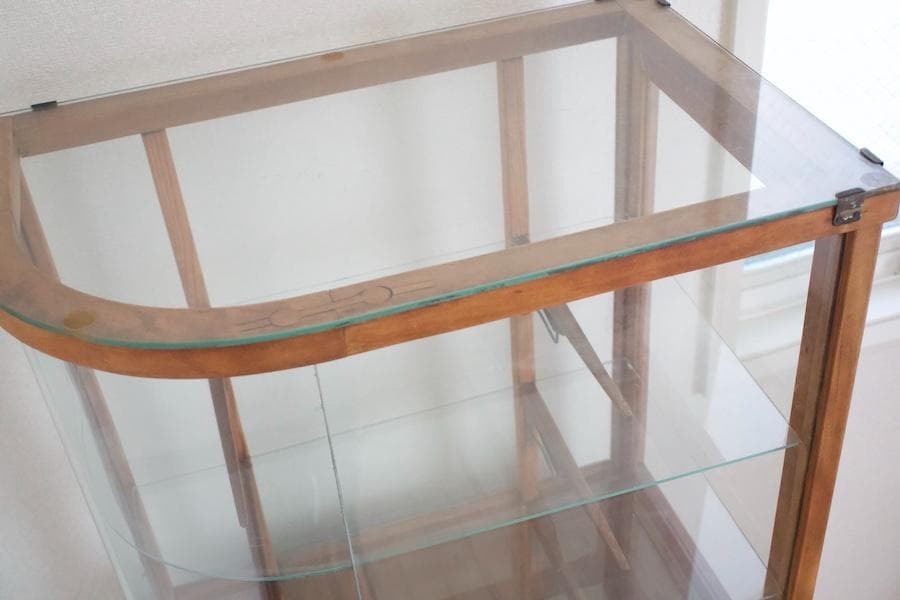 【 都内配達限定 送料込み】R型 ガラスケース ヴィンテージ 什器 飾り棚