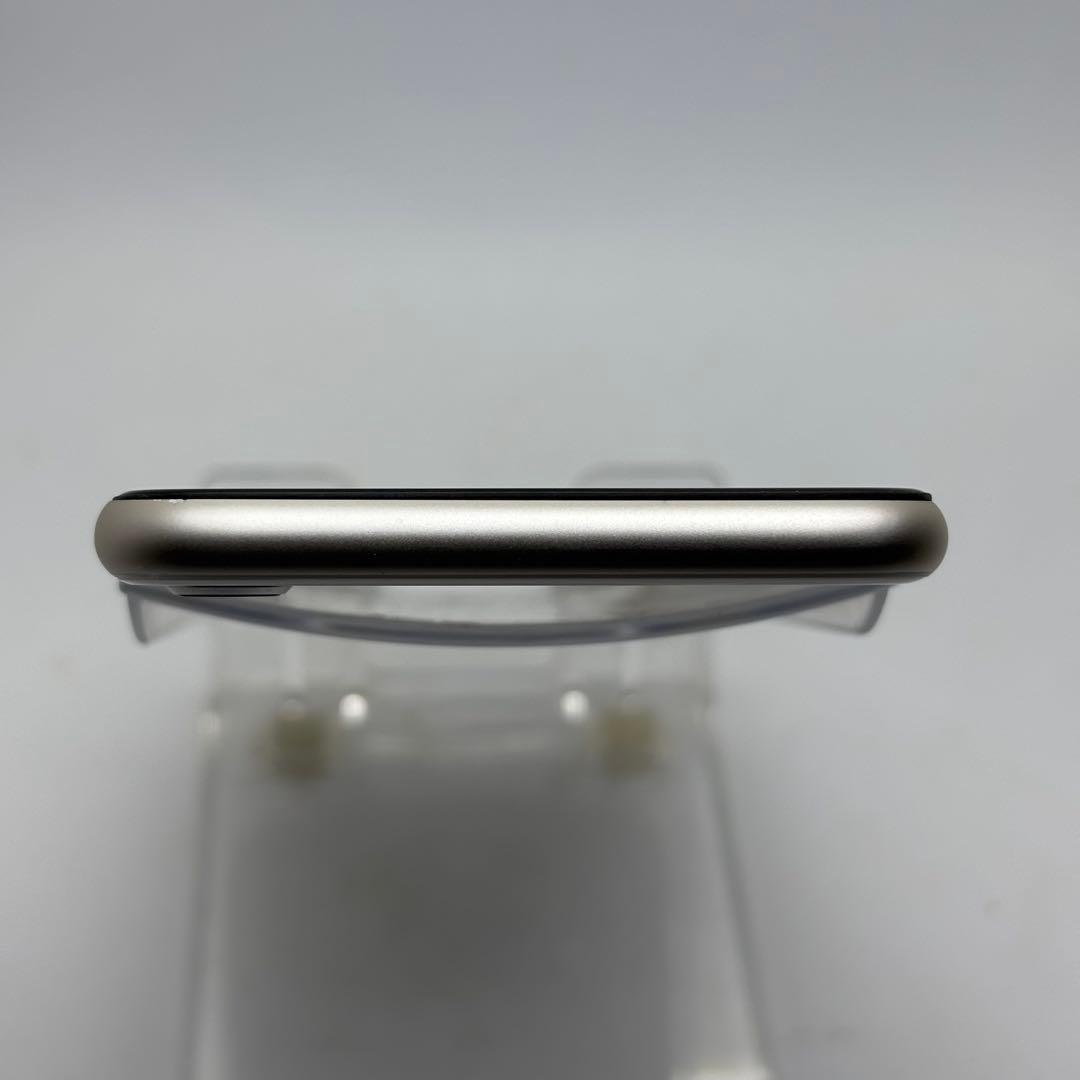 整備済美品 iPhone SE3 128GB 外装新品FB0711018
