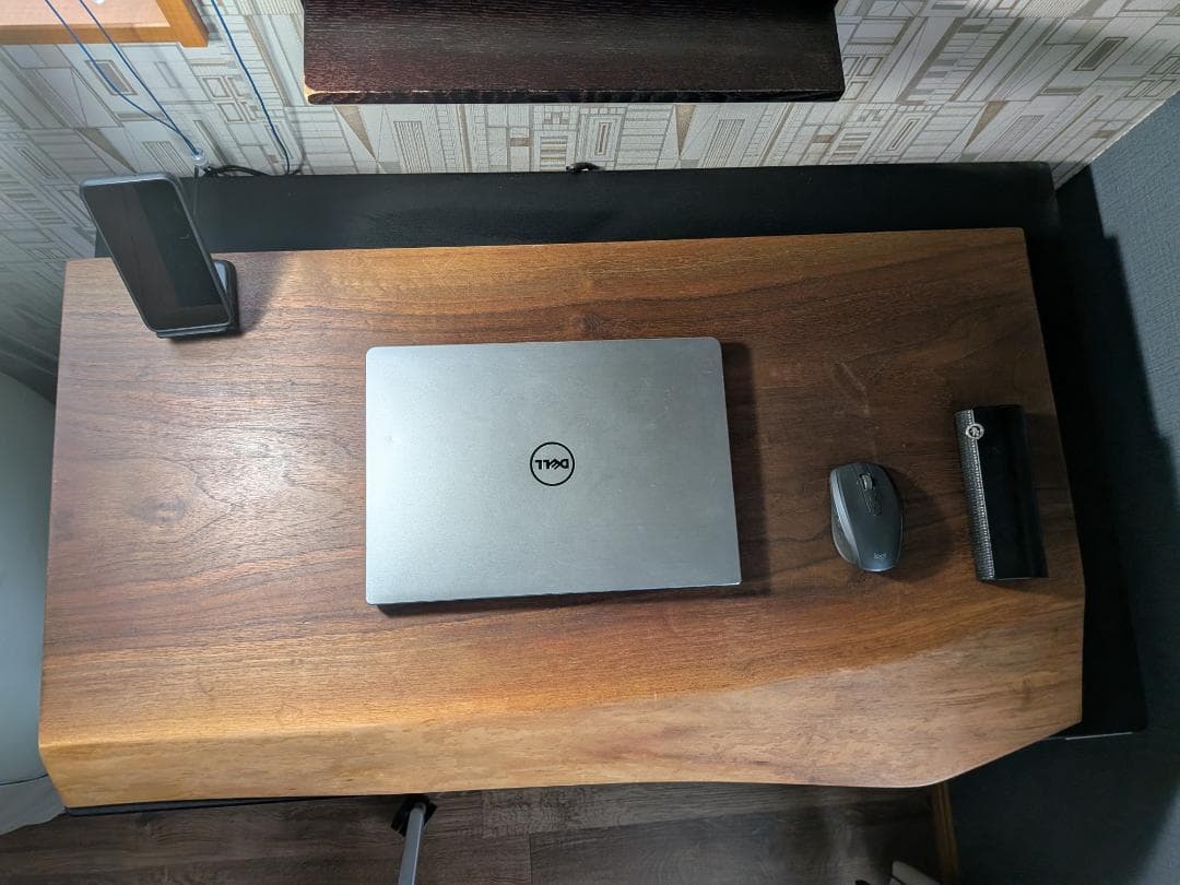 ウォールナット　一枚　「片耳付き」