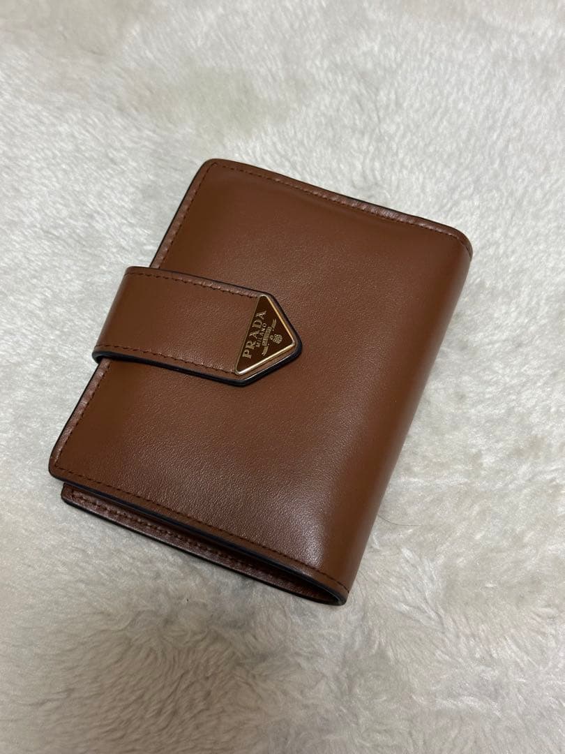 《hime》PRADA プラダ ブラウン 二つ折り財布