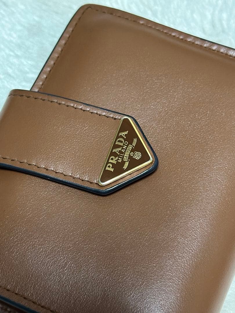 《hime》PRADA プラダ ブラウン 二つ折り財布