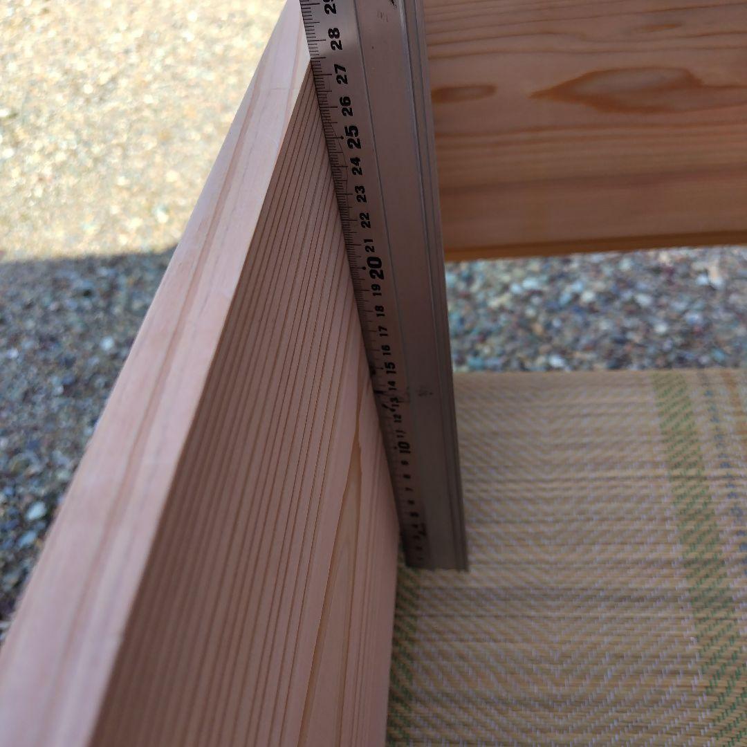 西洋蜜蜂の巣箱、杉板材使用 （10枚かけ）二段使用 縦54㎝✕横45✕高60です