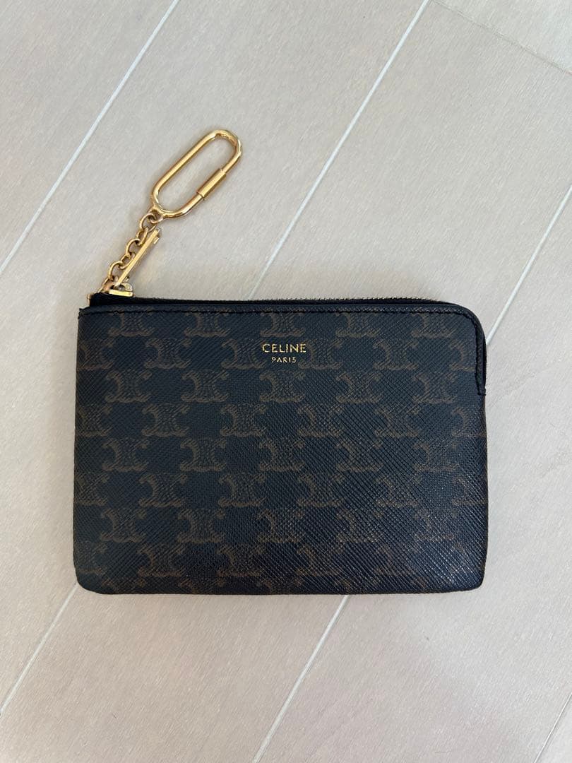 CELINE トリオンフ ケース