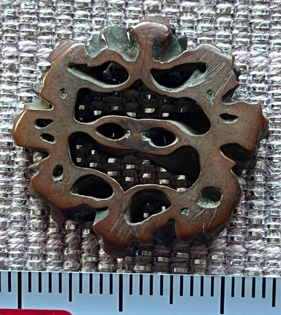 時代物　提げ物 6点　煙草入れ 煙管入れ 桃核 骨彫り 彫刻 アンティーク 古玩