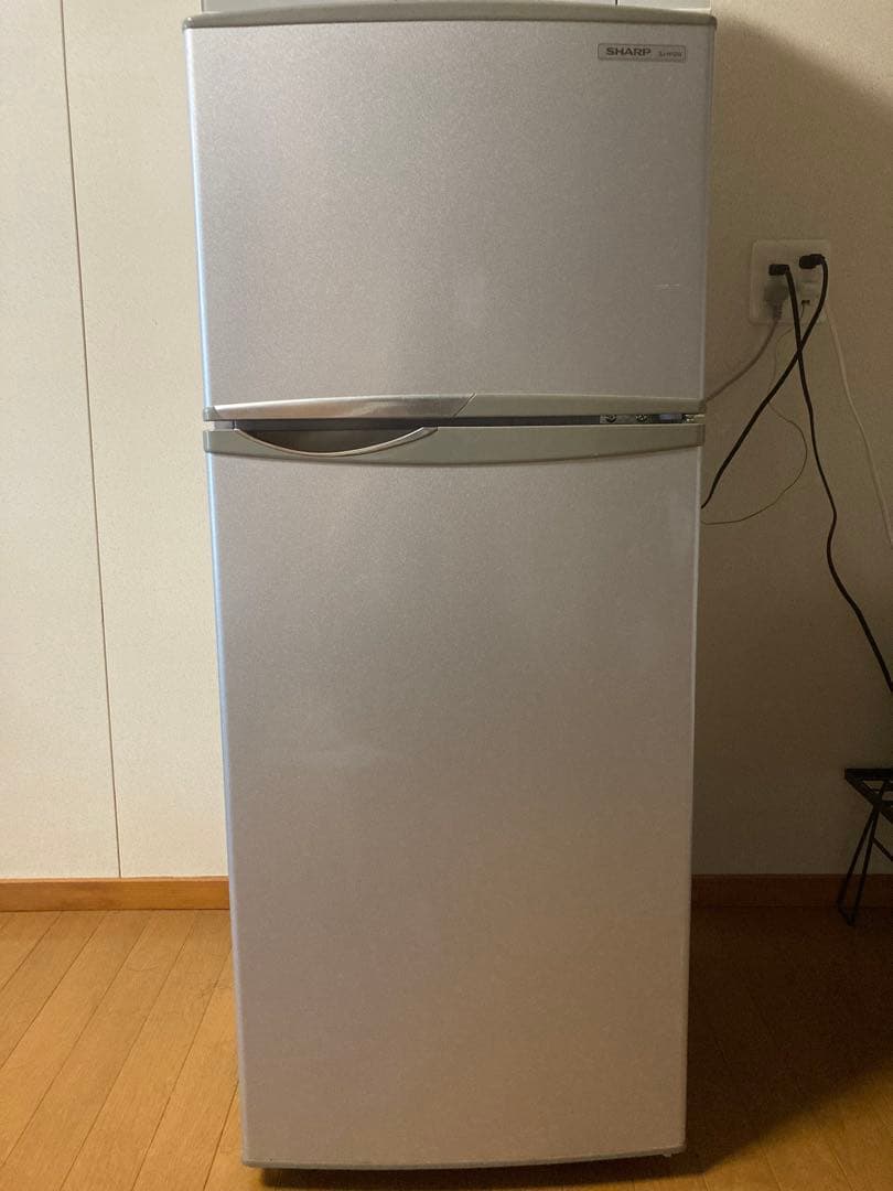 【送料込み】SHARP ２ドア 冷凍冷蔵庫 118Ｌ SJ-H12W-S