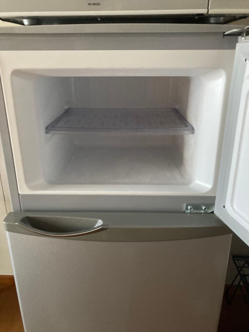 【送料込み】SHARP ２ドア 冷凍冷蔵庫 118Ｌ SJ-H12W-S