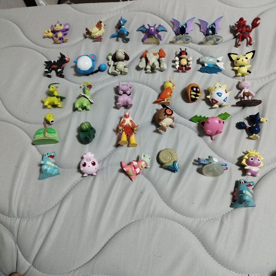 ポケモンフィギュアセット　モンコレ