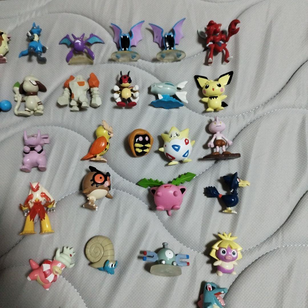 ポケモンフィギュアセット　モンコレ