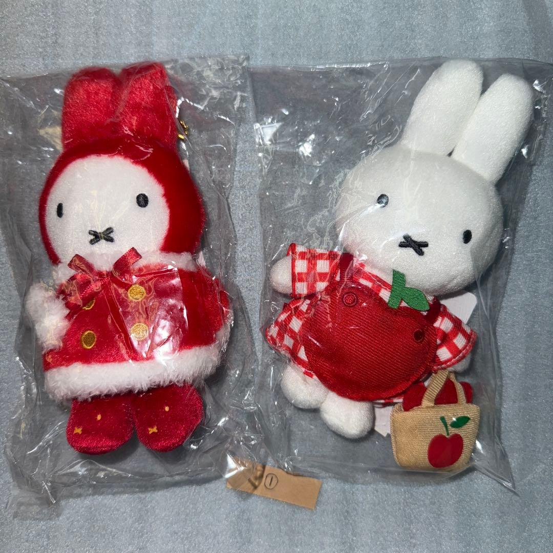 ミッフィーzakkaフェスタ 2026 限定マスコット　2体セット冬のひりんご①
