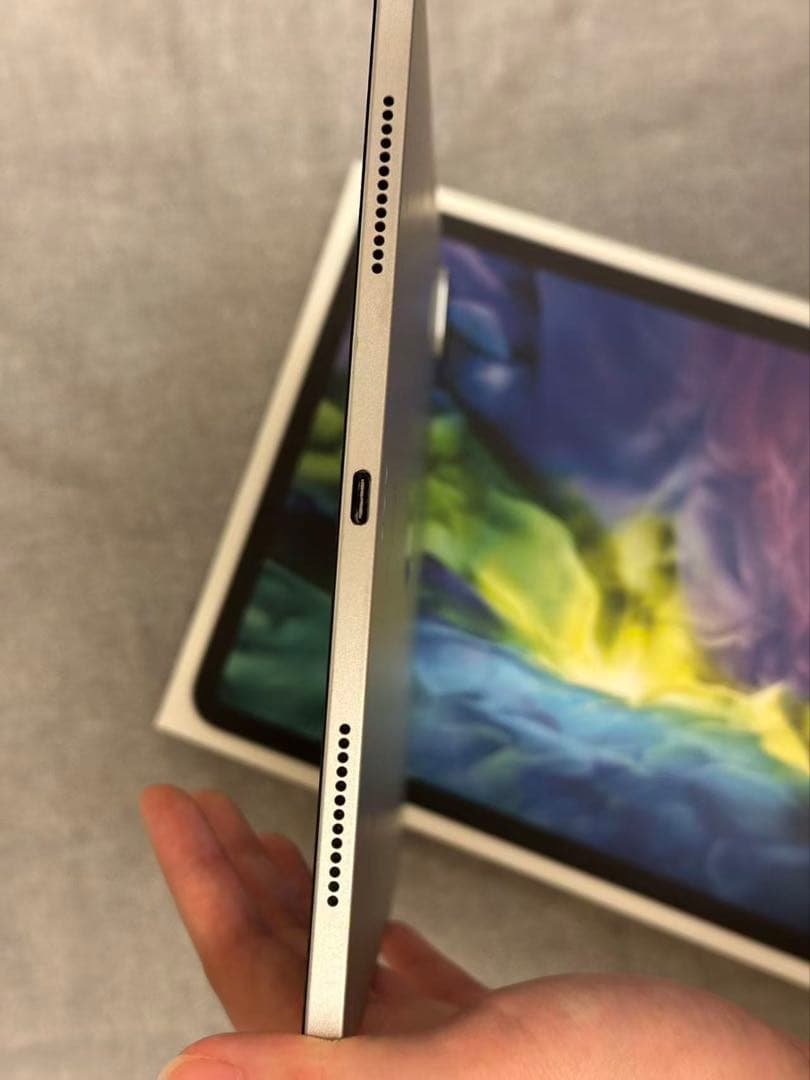 iPad Pro 11インチ 第2世代（256GB／シルバー）