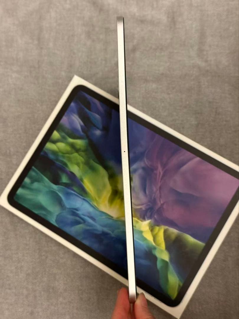 iPad Pro 11インチ 第2世代（256GB／シルバー）