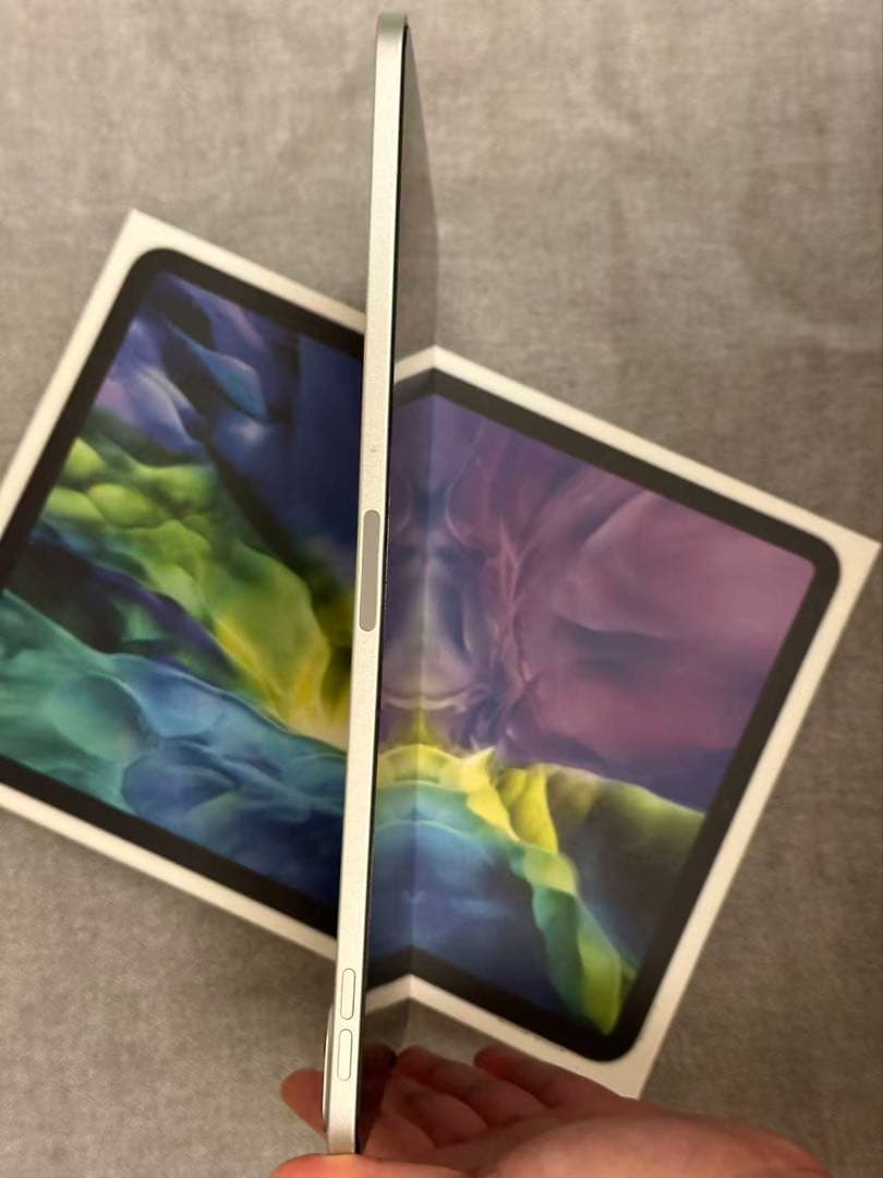 iPad Pro 11インチ 第2世代（256GB／シルバー）