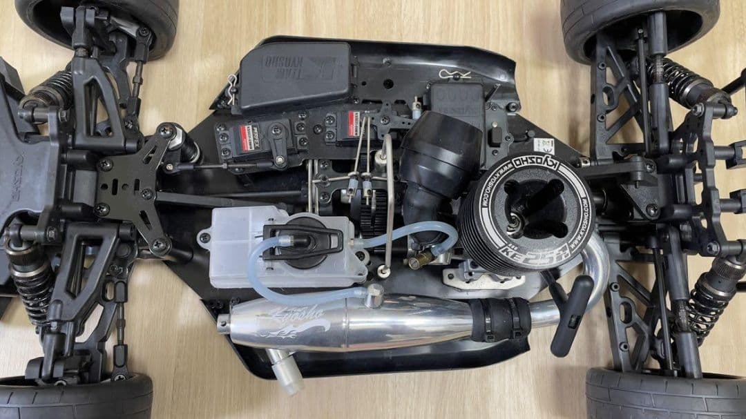 京商 インファーノGT2 1/8 エンジンカー 最新モデル ツーリングカー