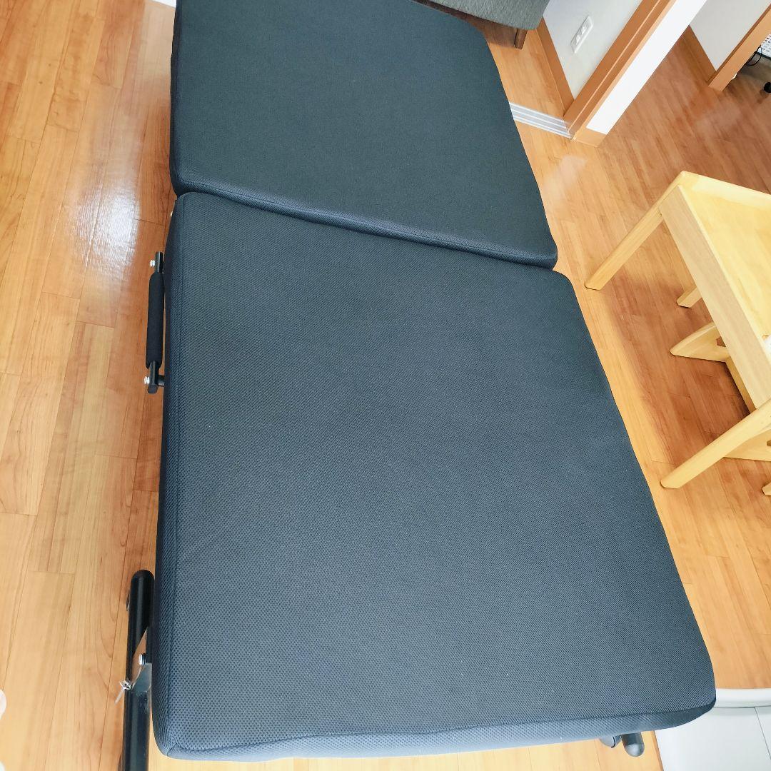 最終値下げ　キャスター付き折りたたみベッド ブラック　メッシュ素材シングルサイズ