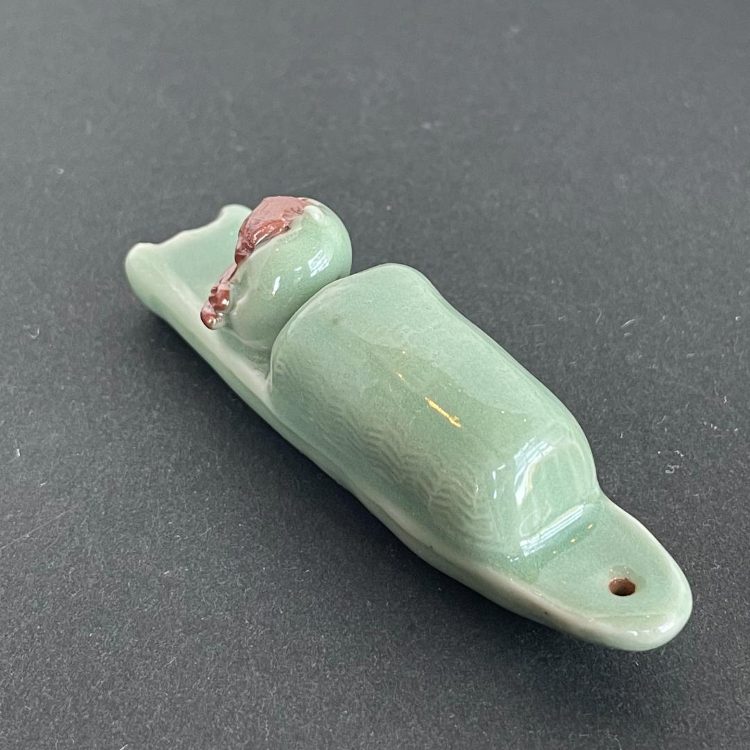 七官 青磁 豆人形 舟上人物式 香炉 香合 唐船 銘有 共箱 茶道具 トキヤロ