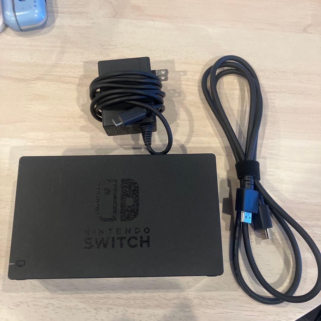 Nintendo Switch セット　（画面傷あり、裏面スタンドなし）