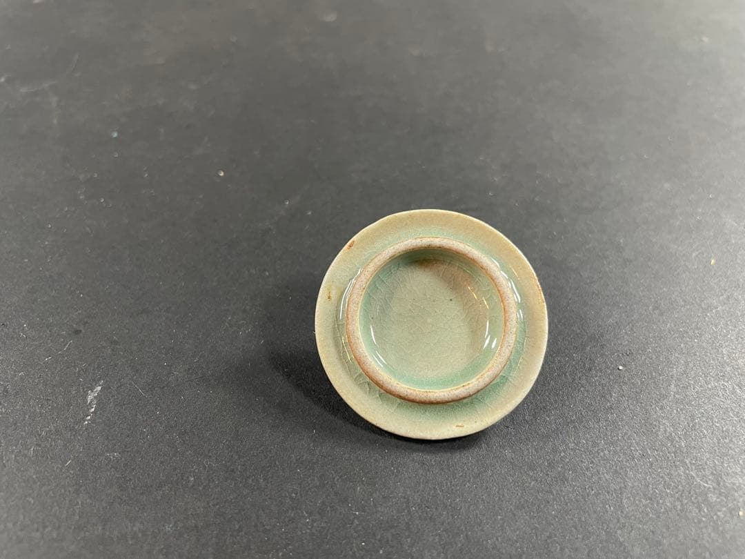 14 最終値下げ　韓国 人間文化財 池順鐸 高麗青磁 壺 茶入 陽刻 青磁 共箱