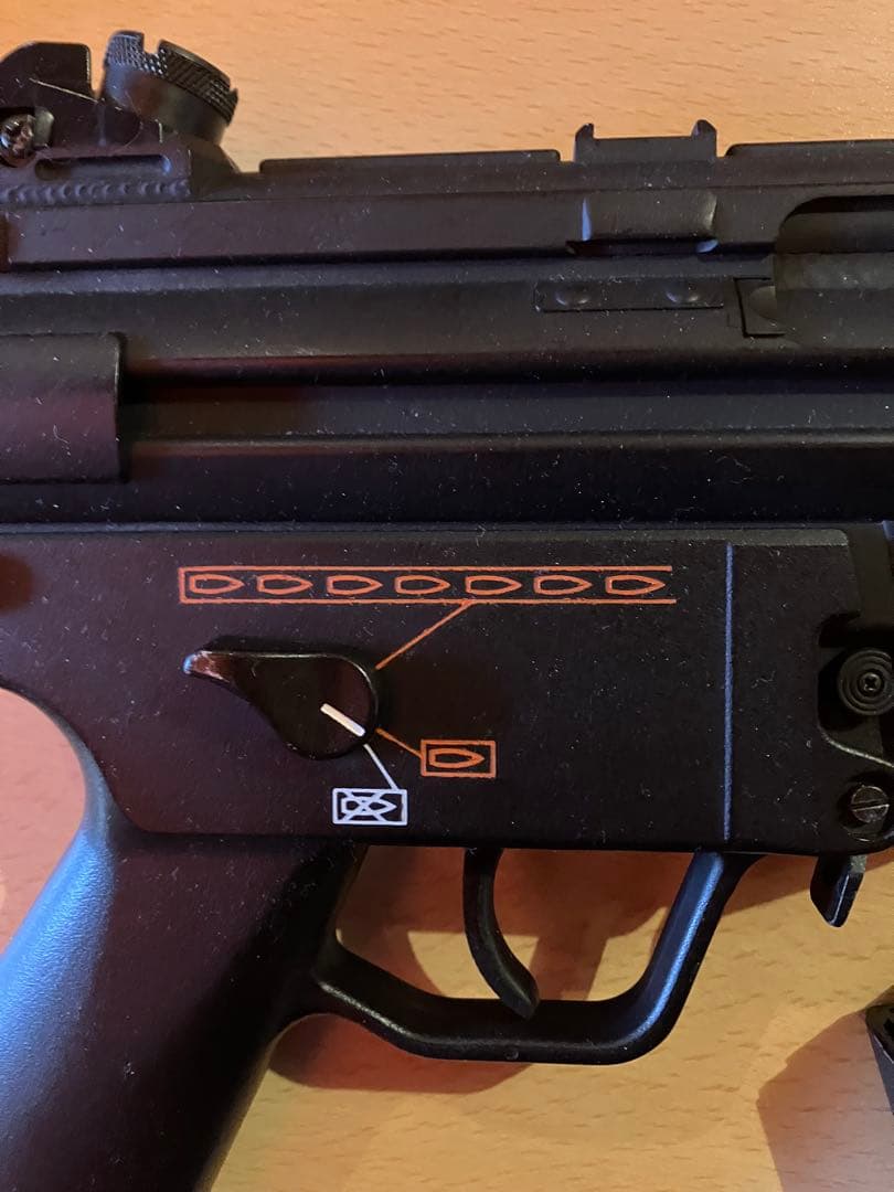 東京マルイ　電動ガンMP5クルツ　バッテリー　マガジン付き　給弾不良