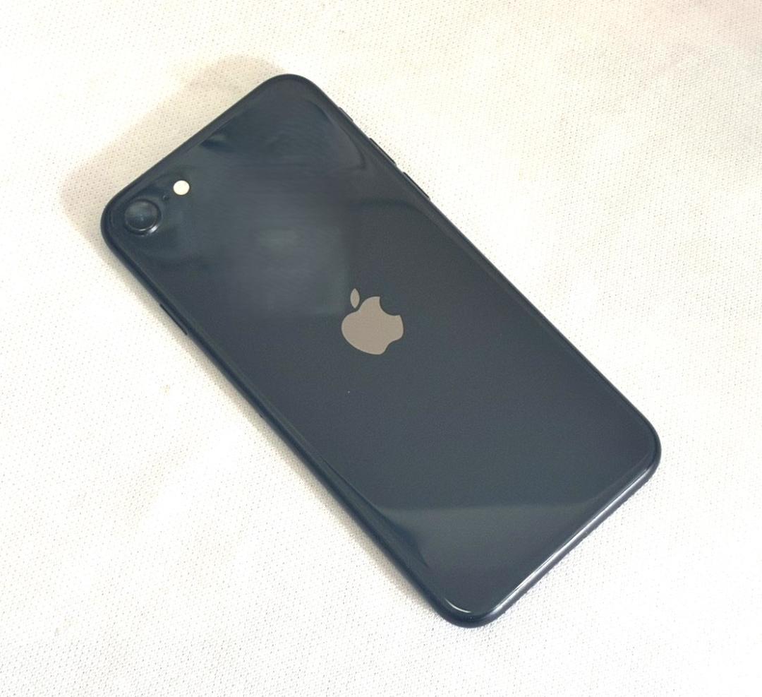 美品 Apple iPhoneSE 第2世代 256GB バッテリ残量80%