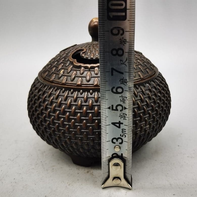 銅器 祥雲透かし彫り香炉 茶道具 香道具 装飾品 工芸品 置物