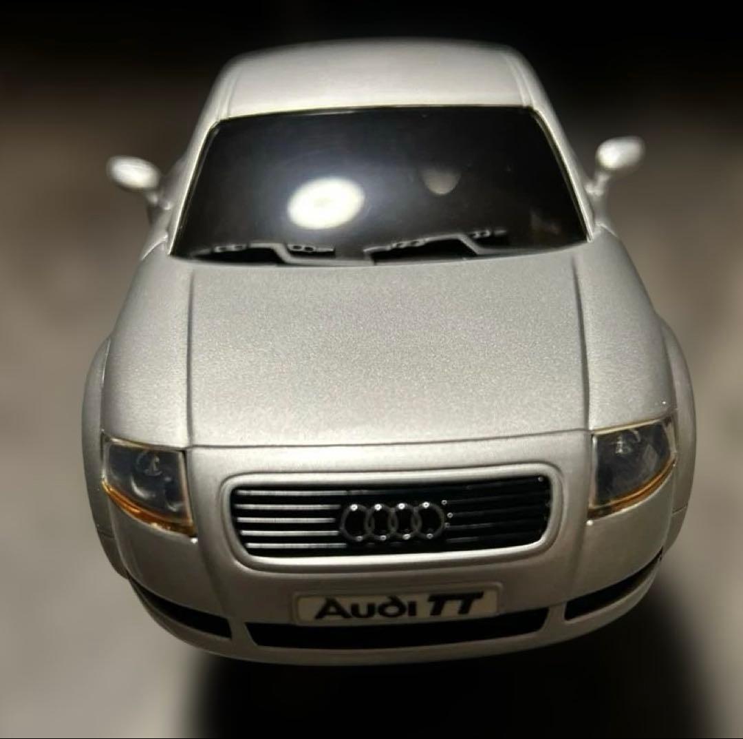 京商　ミニッツ アウディ TT クーペ ラジコン ミニッツレーサー