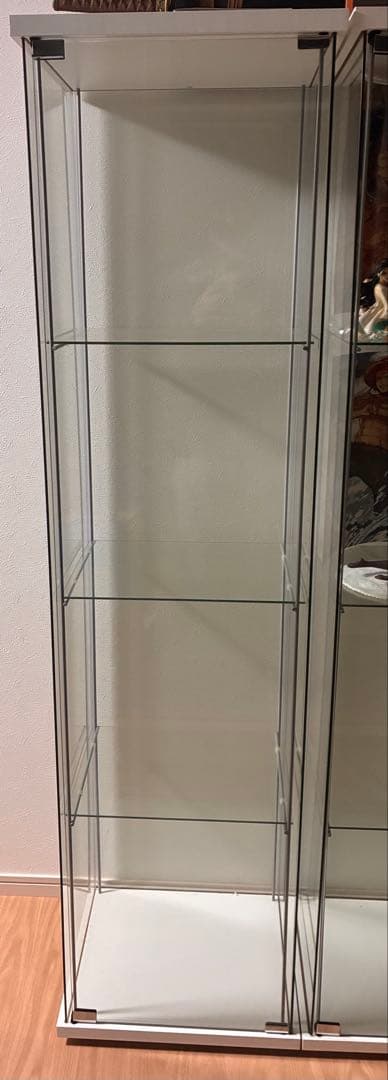 IKEA デトルフ DETOLFガラスケース 4段