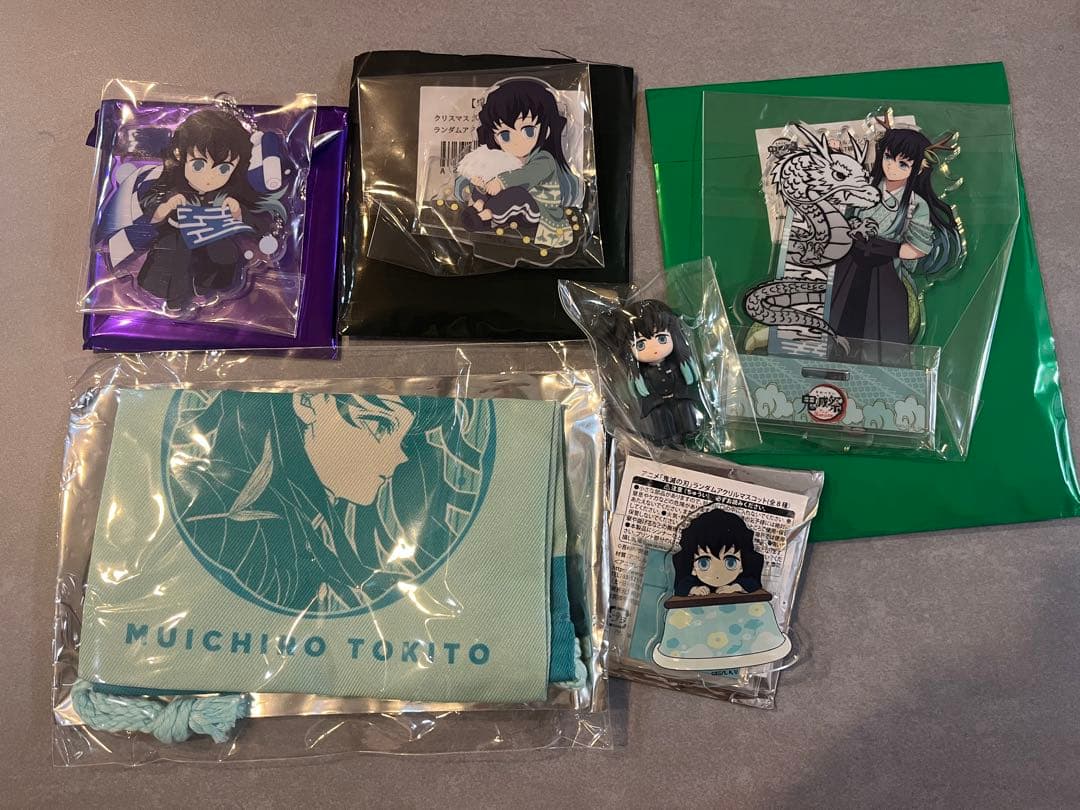 鬼滅の刃　時透無一郎　辰年　アクリルスタンド　巾着セット