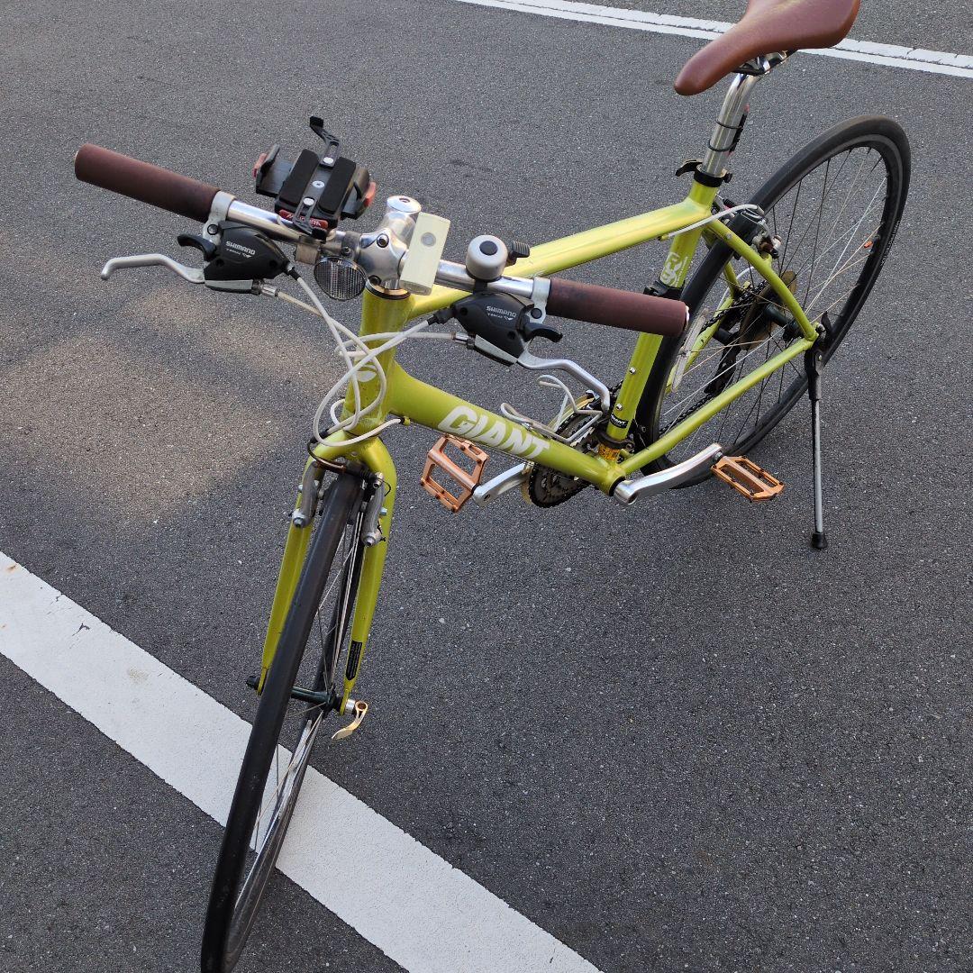 GIANT クロスバイク 3×8　ライムグリーン　杉並区引き取り限定