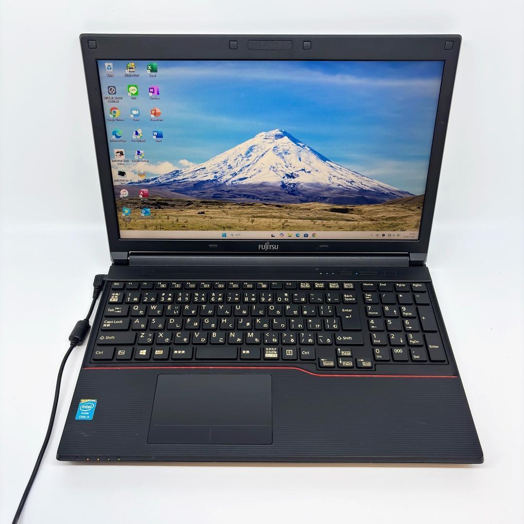 富士通 ノートパソコン Corei5 SSD オフィス付き Win11 D15