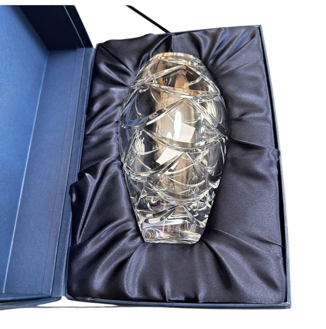 FABERGÉ クリスタル卵型彫刻ファベルジェ　FABERGE ガラス瓶