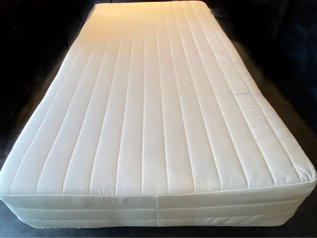 【配送料込み】無印良品 脚付きマットレス シングルベッド 1年半使用